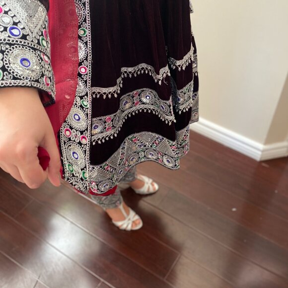 Brand New Burgundy Afghan Dress - Picture 4 of 4